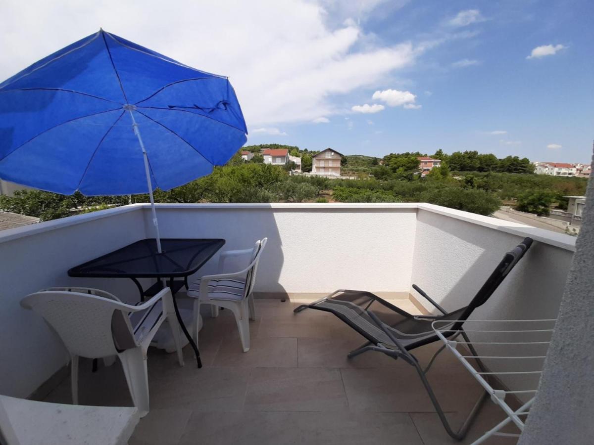 Apartments & Rooms Milena Vodice Exterior photo