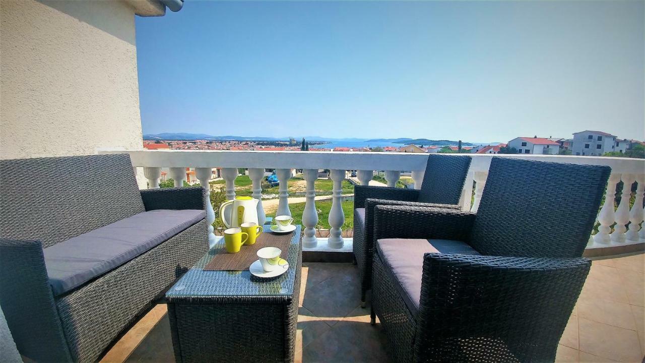 Apartments & Rooms Milena Vodice Exterior photo